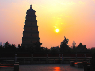 西安華清宮旅游路線_西安華清宮跟團(tuán)還是自由行_8月西安華清宮旅游