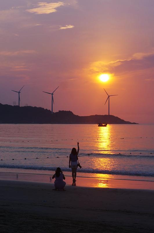 夏天陪你去看海 漳州六鳌翡翠湾