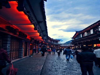 云南大理麗江旅游大約多少錢_云南大理麗江游跟團(tuán)多少錢_到云南大理麗江旅游多少錢