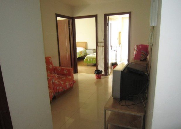 hotelPic