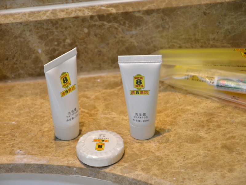 hotelPic