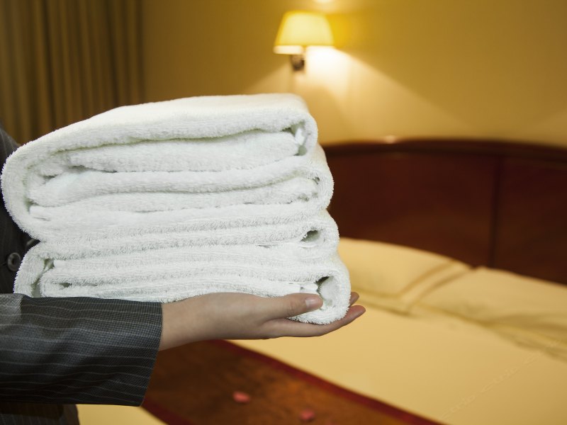 hotelPic