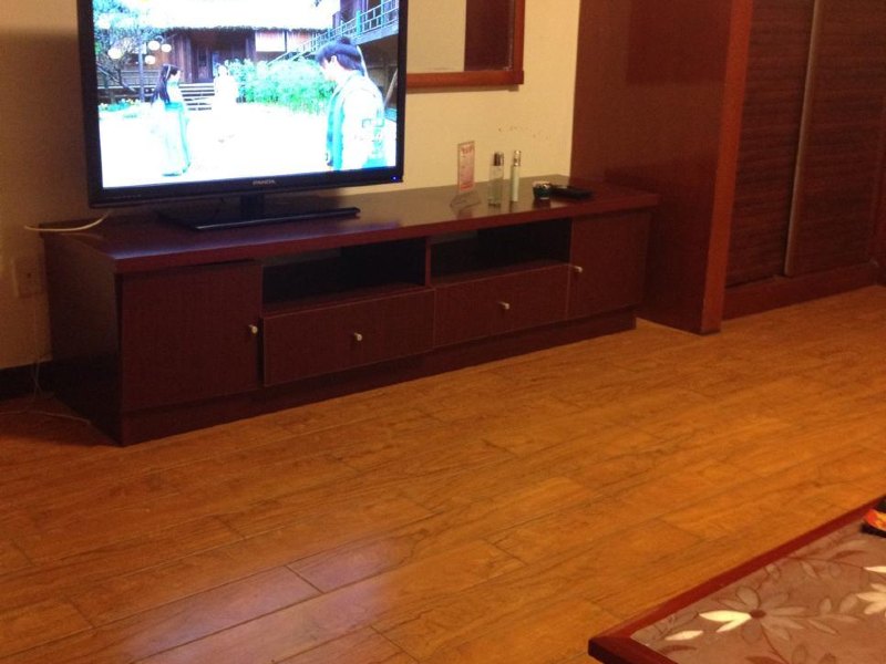 hotelPic