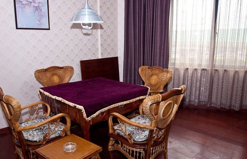 hotelPic
