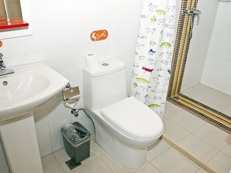 hotelPic