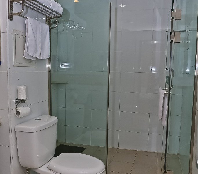 hotelPic