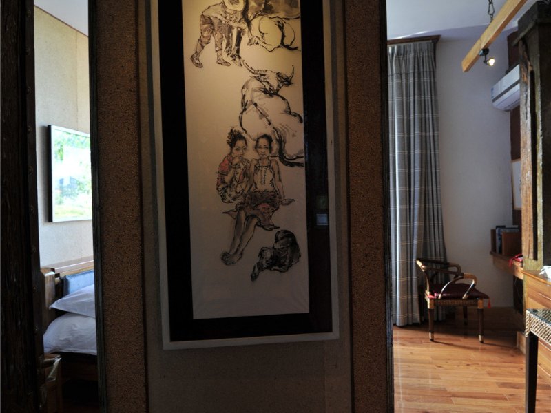 hotelPic