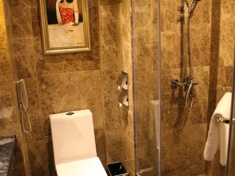 hotelPic