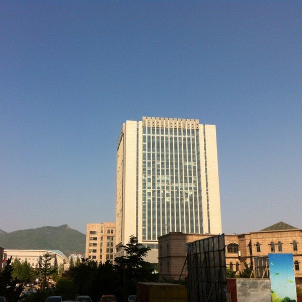 hotelPic