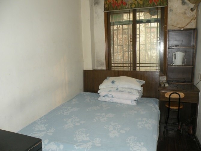 hotelPic