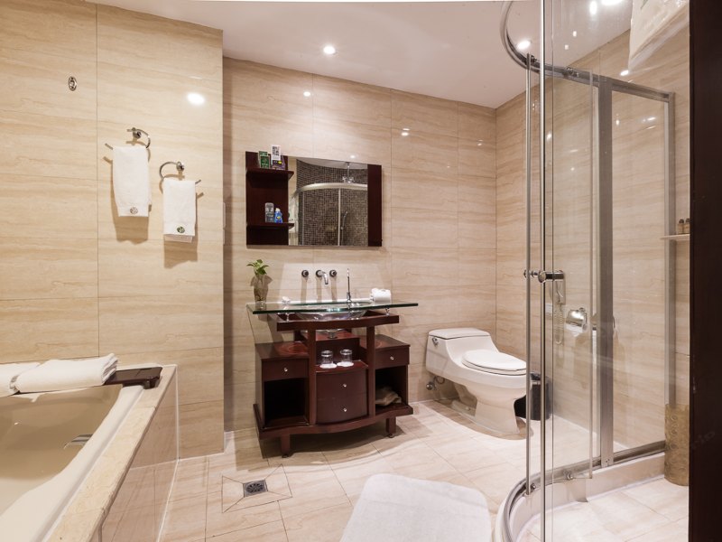 hotelPic