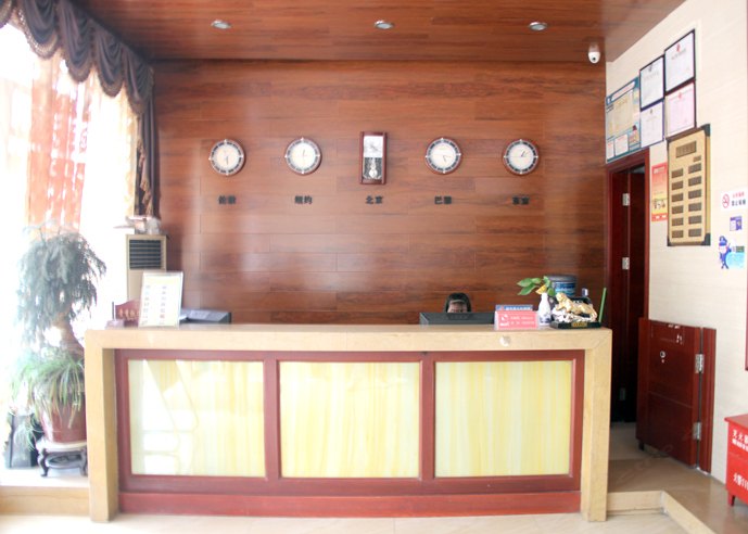 hotelPic