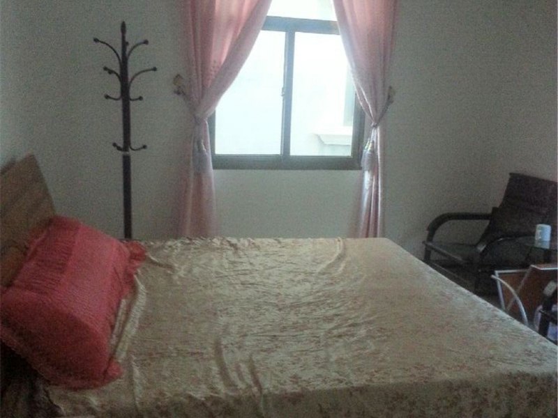 hotelPic