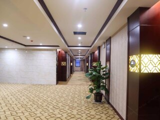 湖南張家界旅行團(tuán)_湖南張家界旅游報(bào)團(tuán)價(jià)格_湖南張家界2人旅游需要多少錢