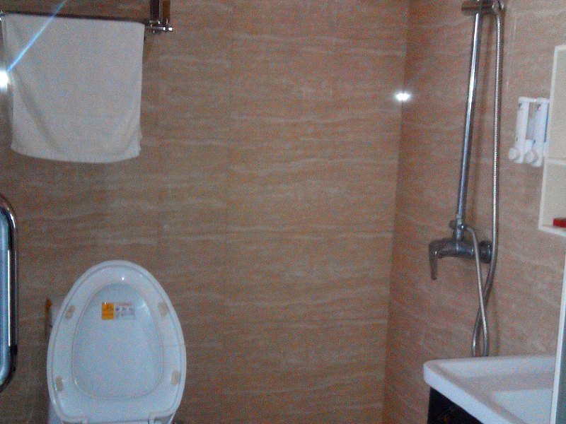 hotelPic