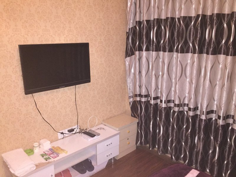 hotelPic