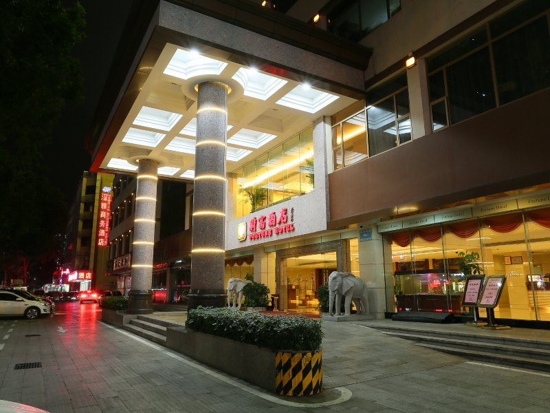 酒店外观