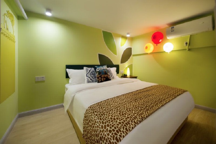 hotelPic