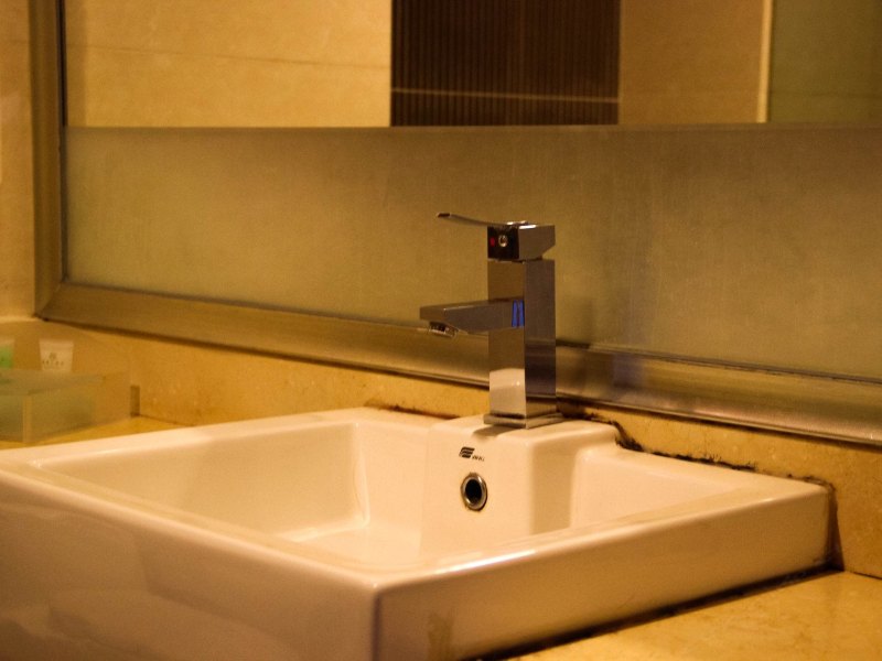 hotelPic
