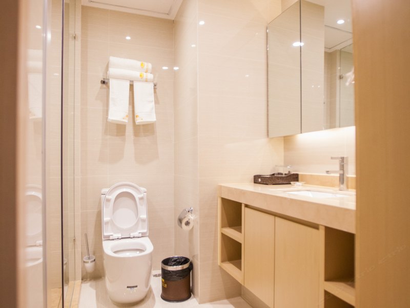 hotelPic