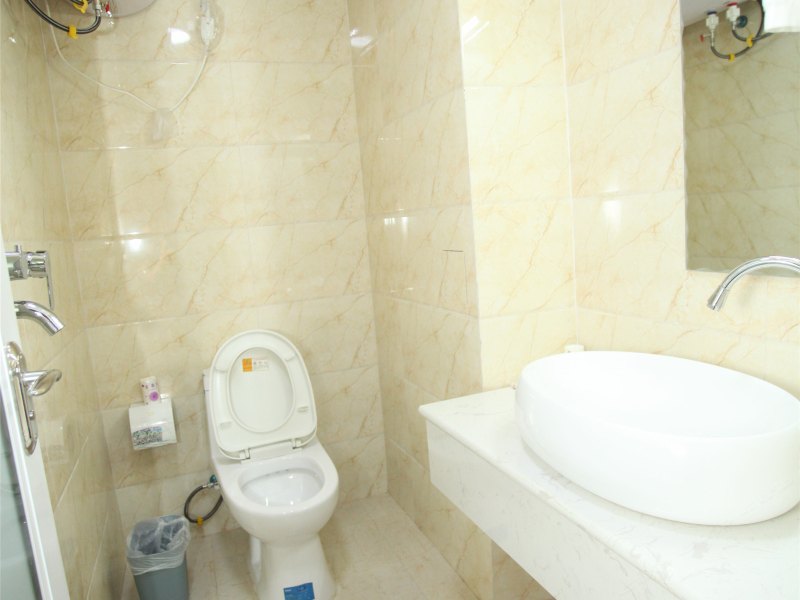 hotelPic