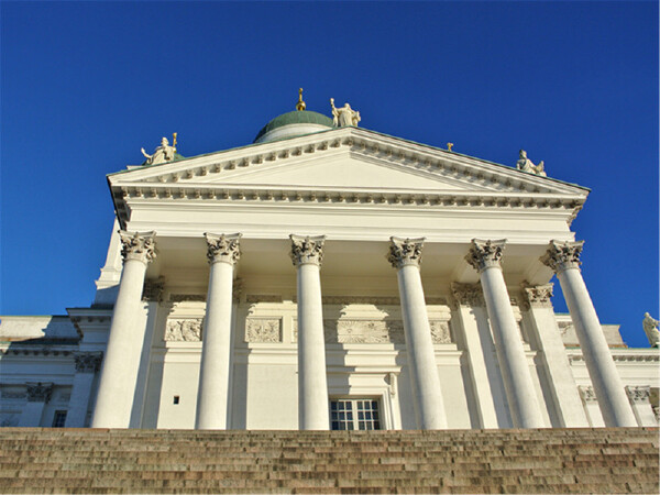 秋天去欧洲穿衣指南_秋天去欧洲穿什么衣服_