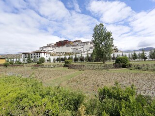 去西藏布達(dá)拉宮旅游多少錢_西藏布達(dá)拉宮旅游多少錢_8月西藏布達(dá)拉宮旅游