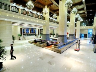 海南三亞旅游花費(fèi)一般多少_8月海南三亞旅游_海南三亞旅游費(fèi)用