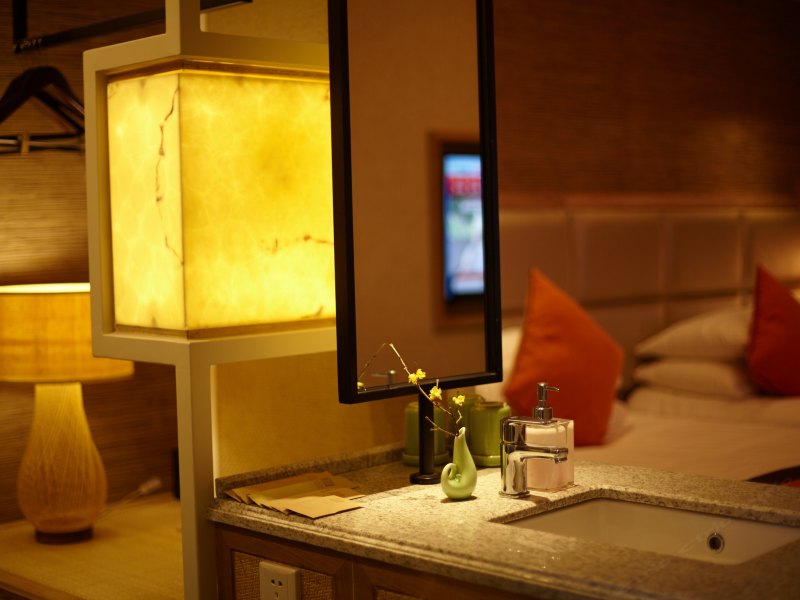 hotelPic