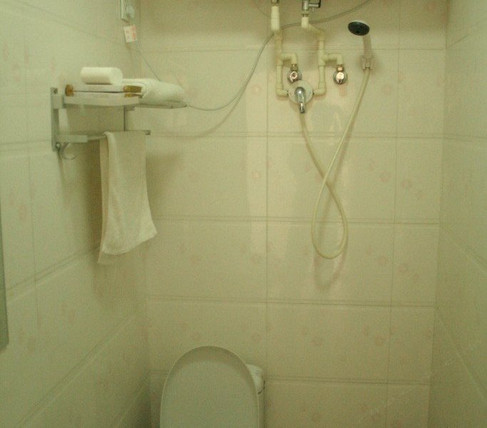 hotelPic