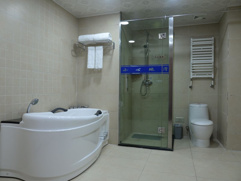hotelPic