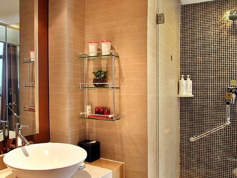 hotelPic