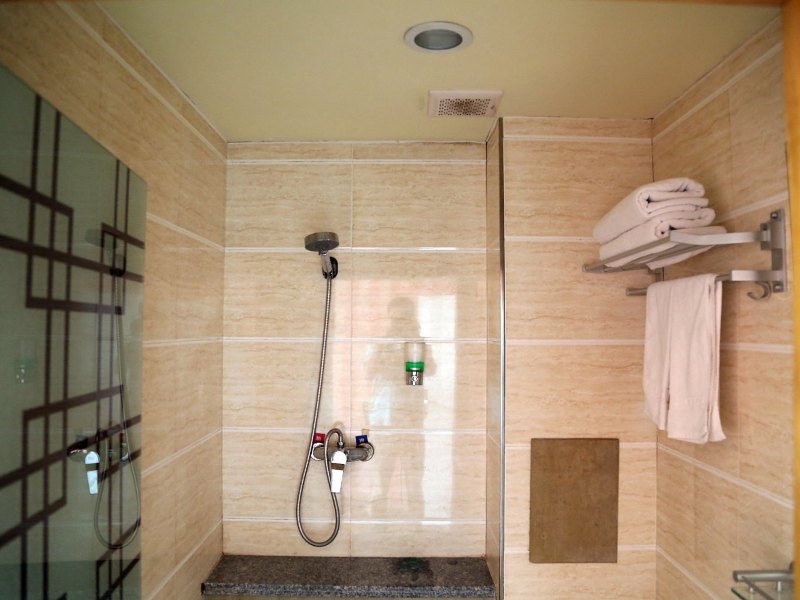 hotelPic
