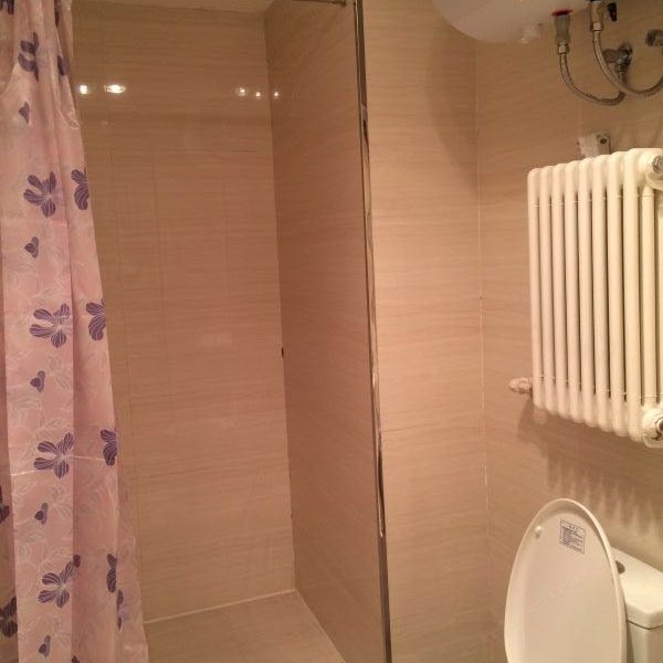 hotelPic