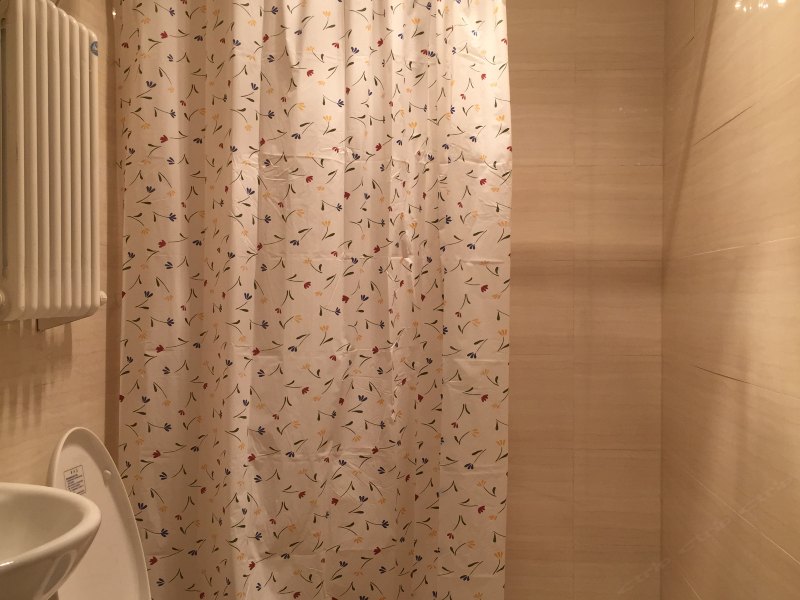 hotelPic