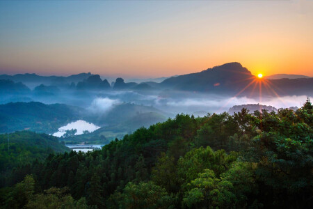 <武夷山-九曲溪漂流3日游>自营地接,特色主题酒店连住,含九曲溪竹筏漂流,12人VIP小包团,贴心接送,游武夷全景,享地道特色餐(当地游) <武夷山-九曲溪漂流3日游>自营地接,特色主题酒店连住,含九曲溪竹筏漂流,12人VIP小包团,贴心接送,游武夷全景,享地道特色餐(当地游)