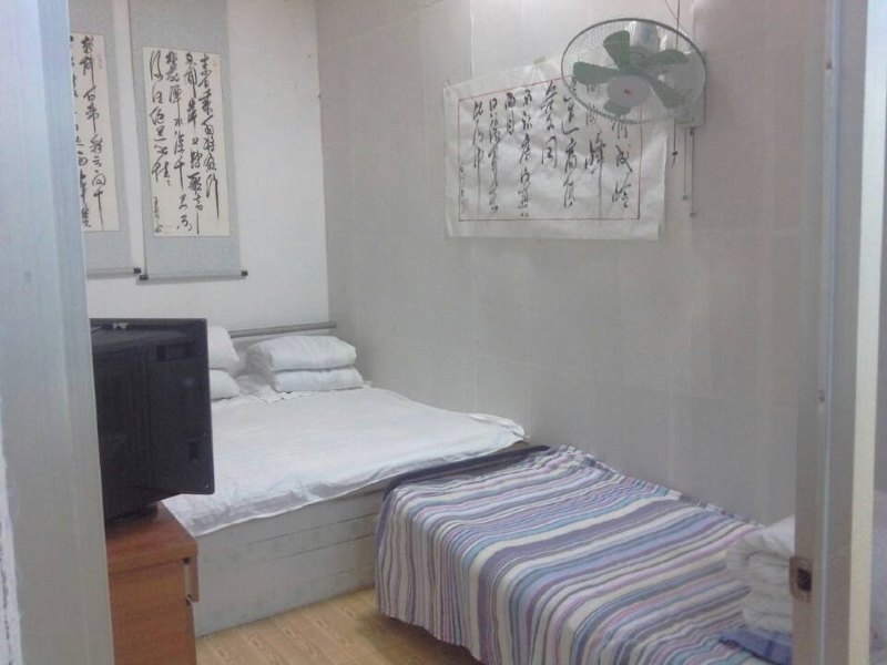 hotelPic