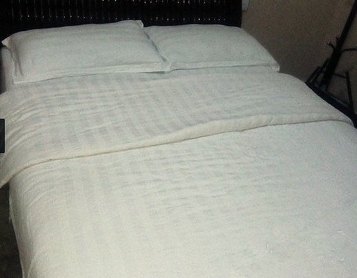 hotelPic