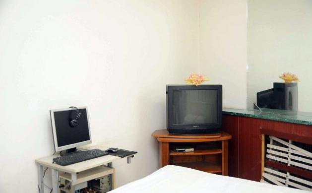 hotelPic