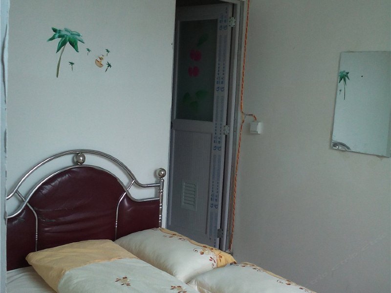 hotelPic
