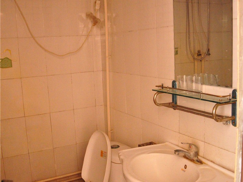hotelPic