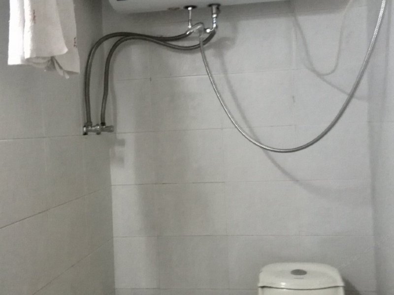 hotelPic