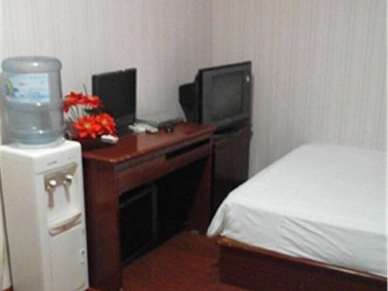 hotelPic