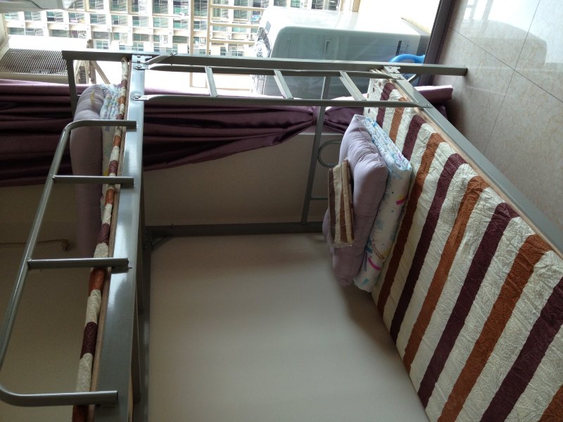 hotelPic