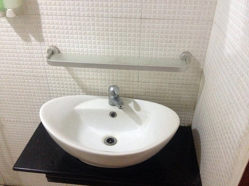 hotelPic
