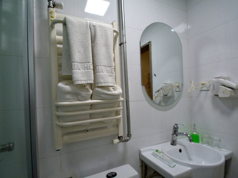 hotelPic