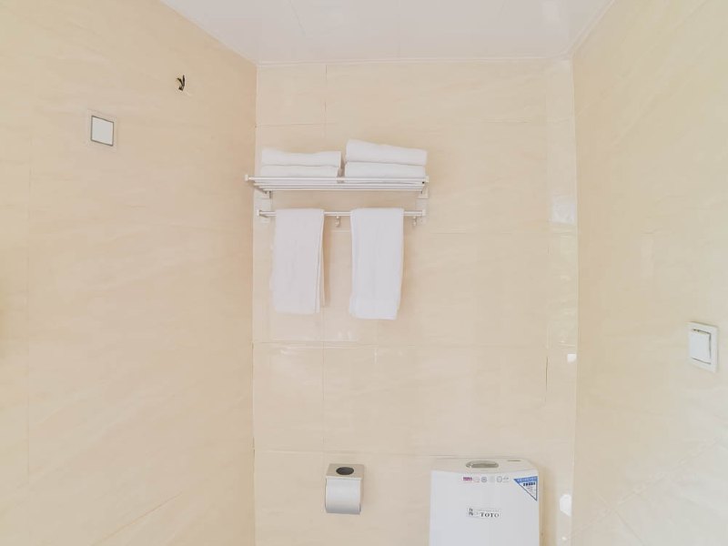 hotelPic