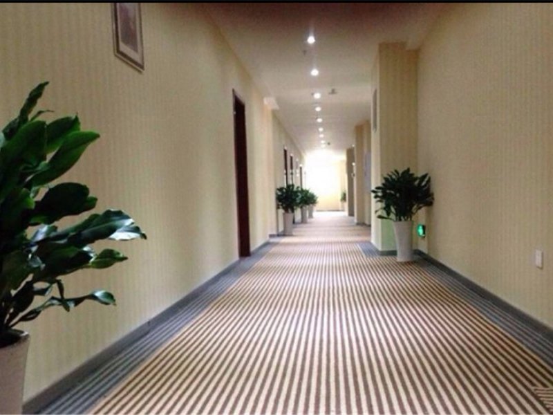 hotelPic