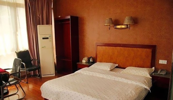 hotelPic