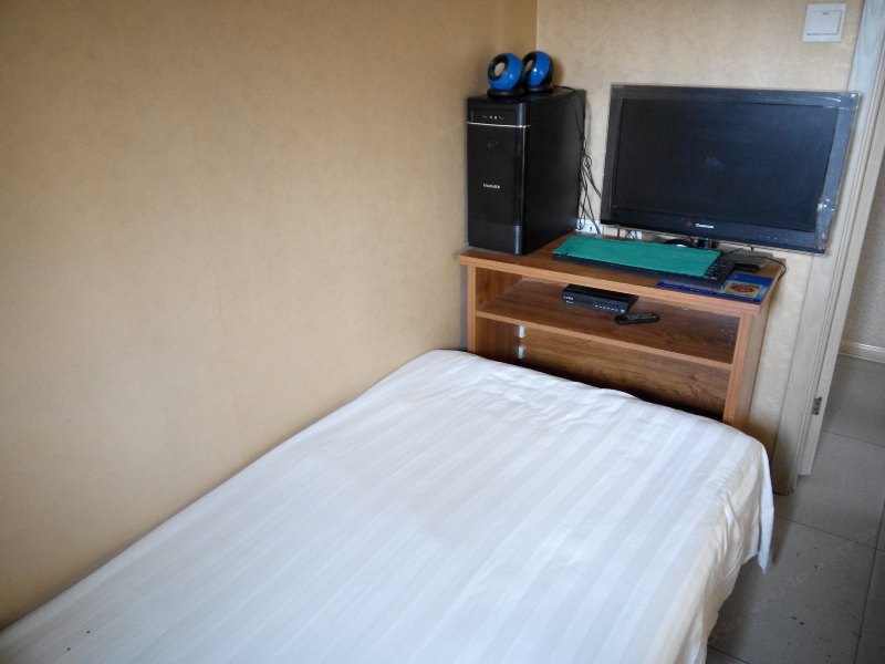 hotelPic